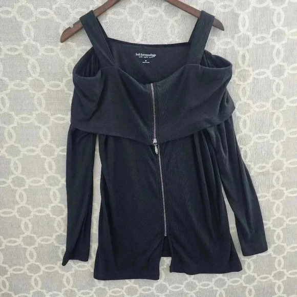 Soft Surrounding Women's Medium Cold Shoulder Long sleeve Full Zip Black Rayon - Picture 1 of 7